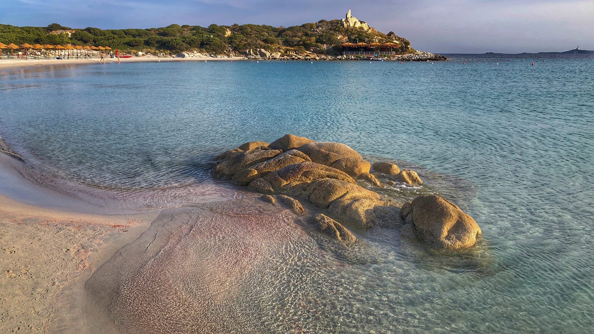Panoramica dell’Area Marina Protetta di Capo Carbonara a Villasimius